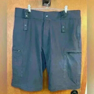 Blauer Cargo Men’s Shorts size 36 navy blue
